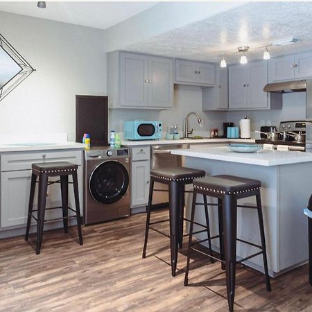 Premium Styled 2 Bedroom Apt In The Heart Of The Heights Houston Exterior photo